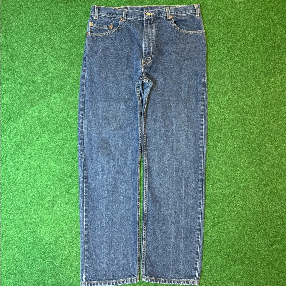Vintage Levi’s 505 USA MADE Regular Fit Straight Leg Mens 36x30 Jeans